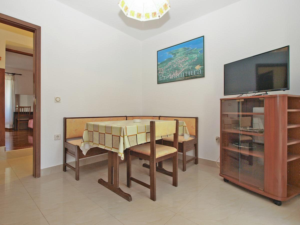 Apartments Luciano 1728 Premantura Esterno foto
